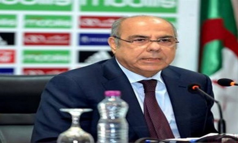 مشاركة الخضر بالكان على طاولة المناقشة