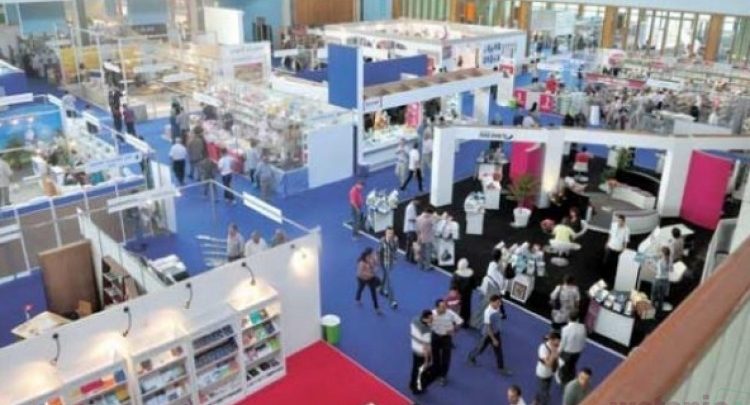 دور النشر الجزائرية تشارك في صالون باريس ومعرض تونس الدولي للكتاب