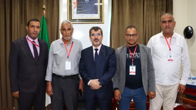 وزير الصيد البحري والمنتجات الصيدية رفقة أعضاء غرف وهران